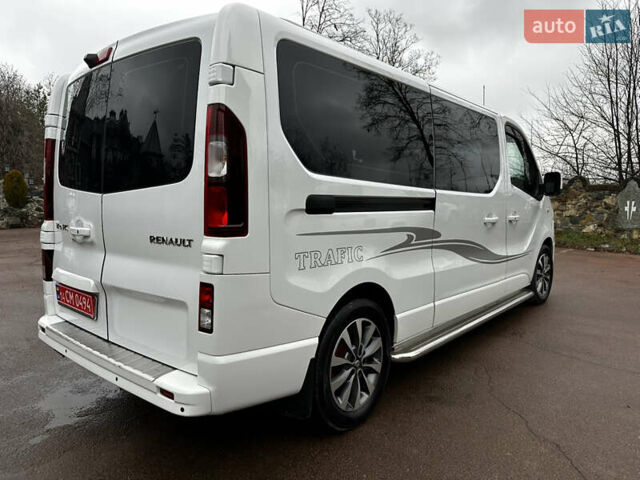 Белый Рено Трафик, объемом двигателя 2 л и пробегом 231 тыс. км за 25700 $, фото 27 на Automoto.ua