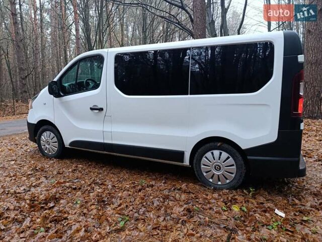 Белый Рено Трафик, объемом двигателя 1.6 л и пробегом 263 тыс. км за 15999 $, фото 31 на Automoto.ua