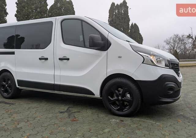 Білий Рено Трафік, об'ємом двигуна 1.6 л та пробігом 229 тис. км за 17400 $, фото 1 на Automoto.ua