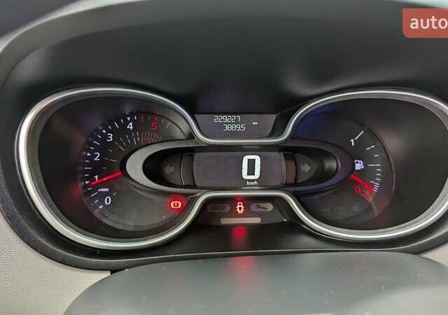 Білий Рено Трафік, об'ємом двигуна 1.6 л та пробігом 229 тис. км за 17400 $, фото 34 на Automoto.ua