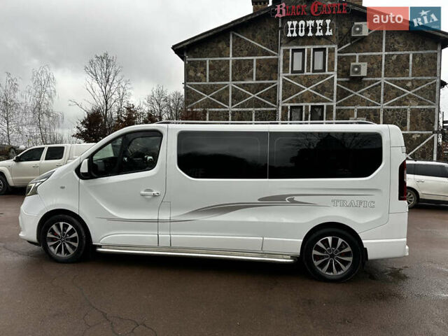 Белый Рено Трафик, объемом двигателя 2 л и пробегом 231 тыс. км за 25700 $, фото 12 на Automoto.ua