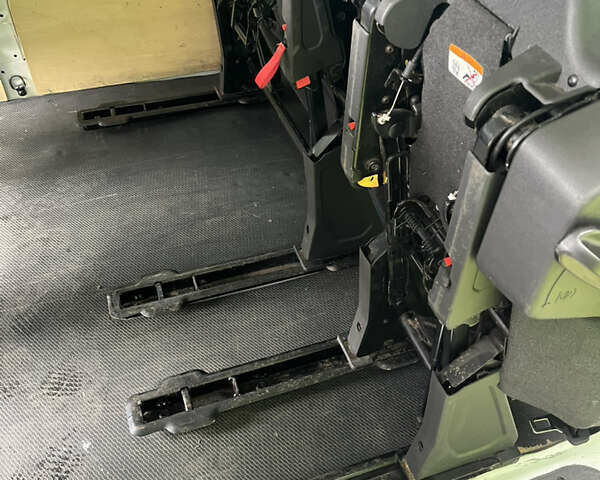 Белый Рено Трафик, объемом двигателя 1.6 л и пробегом 177 тыс. км за 18999 $, фото 65 на Automoto.ua