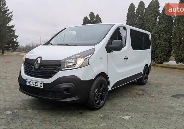 Білий Рено Трафік, об'ємом двигуна 1.6 л та пробігом 229 тис. км за 17400 $, фото 5 на Automoto.ua