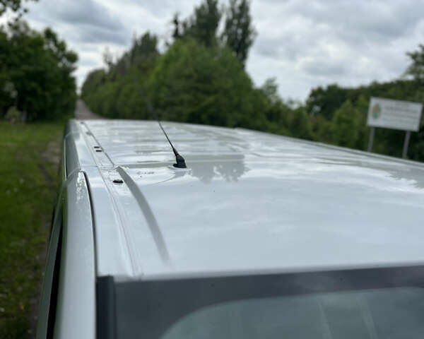 Белый Рено Трафик, объемом двигателя 1.6 л и пробегом 177 тыс. км за 18999 $, фото 21 на Automoto.ua