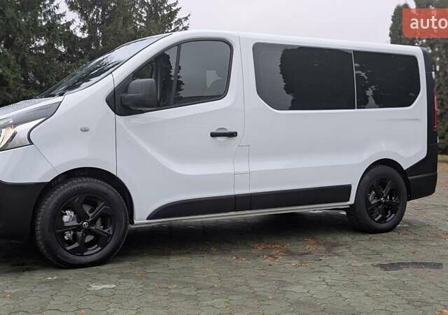 Білий Рено Трафік, об'ємом двигуна 1.6 л та пробігом 229 тис. км за 17400 $, фото 19 на Automoto.ua