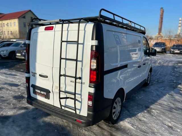 Белый Рено Трафик, объемом двигателя 1.6 л и пробегом 67 тыс. км за 16900 $, фото 4 на Automoto.ua