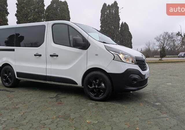 Білий Рено Трафік, об'ємом двигуна 1.6 л та пробігом 229 тис. км за 17400 $, фото 4 на Automoto.ua