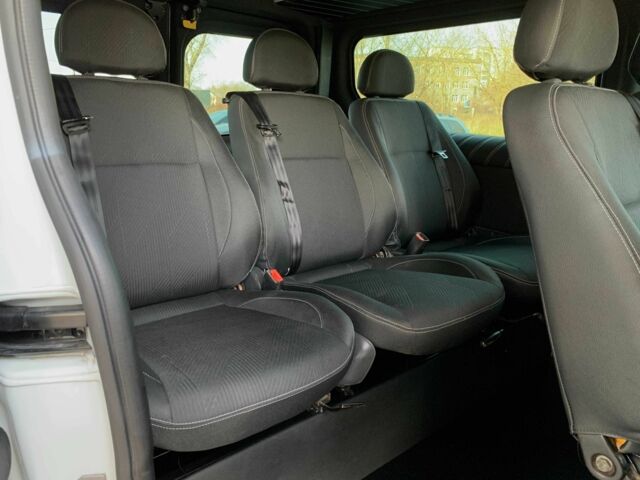 Белый Рено Трафик, объемом двигателя 1.6 л и пробегом 246 тыс. км за 17955 $, фото 12 на Automoto.ua