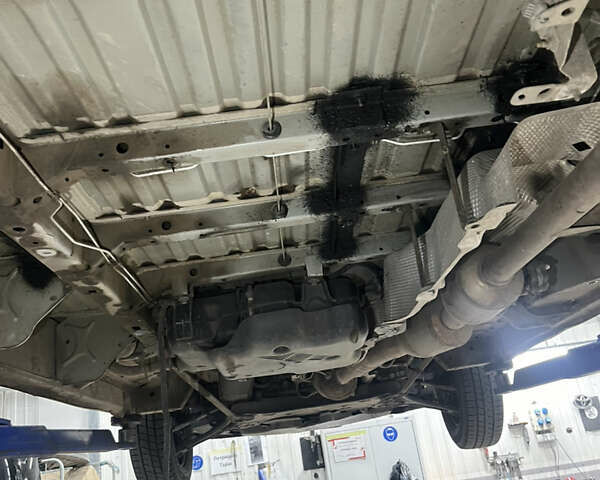 Белый Рено Трафик, объемом двигателя 1.6 л и пробегом 177 тыс. км за 18999 $, фото 84 на Automoto.ua