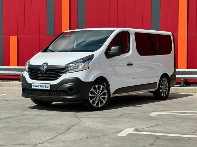 Белый Рено Трафик, объемом двигателя 1.6 л и пробегом 260 тыс. км за 18500 $, фото 2 на Automoto.ua