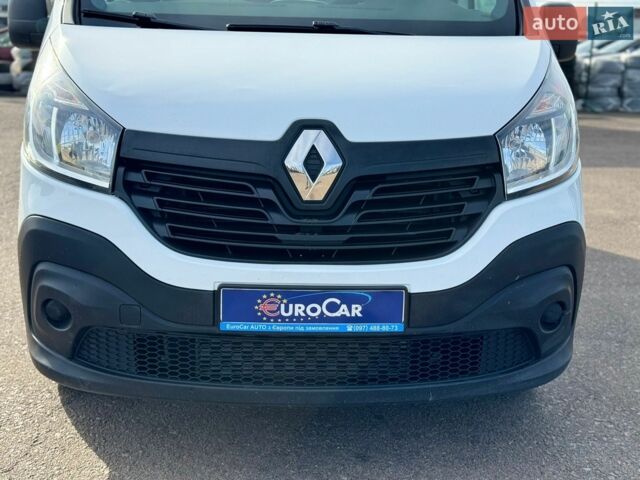Білий Рено Трафік, об'ємом двигуна 1.6 л та пробігом 210 тис. км за 17500 $, фото 13 на Automoto.ua