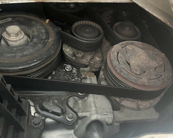 Белый Рено Трафик, объемом двигателя 1.6 л и пробегом 177 тыс. км за 18999 $, фото 78 на Automoto.ua