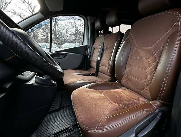 Белый Рено Трафик, объемом двигателя 1.6 л и пробегом 227 тыс. км за 17700 $, фото 11 на Automoto.ua