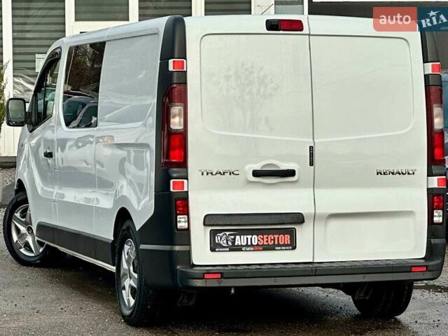 Белый Рено Трафик, объемом двигателя 1.6 л и пробегом 227 тыс. км за 17700 $, фото 7 на Automoto.ua