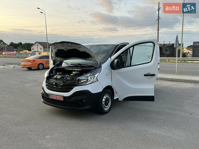 Белый Рено Трафик, объемом двигателя 1.6 л и пробегом 154 тыс. км за 15200 $, фото 27 на Automoto.ua