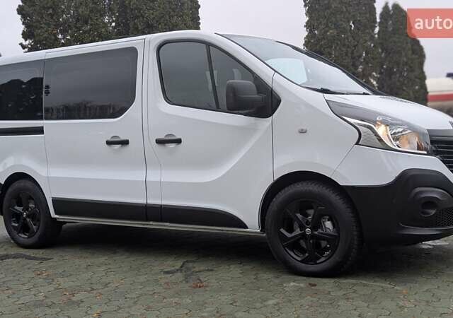 Білий Рено Трафік, об'ємом двигуна 1.6 л та пробігом 229 тис. км за 17400 $, фото 13 на Automoto.ua