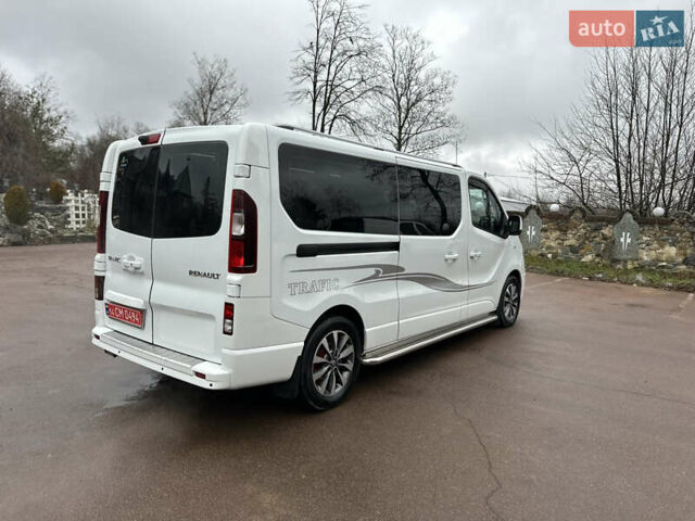 Белый Рено Трафик, объемом двигателя 2 л и пробегом 231 тыс. км за 25700 $, фото 7 на Automoto.ua