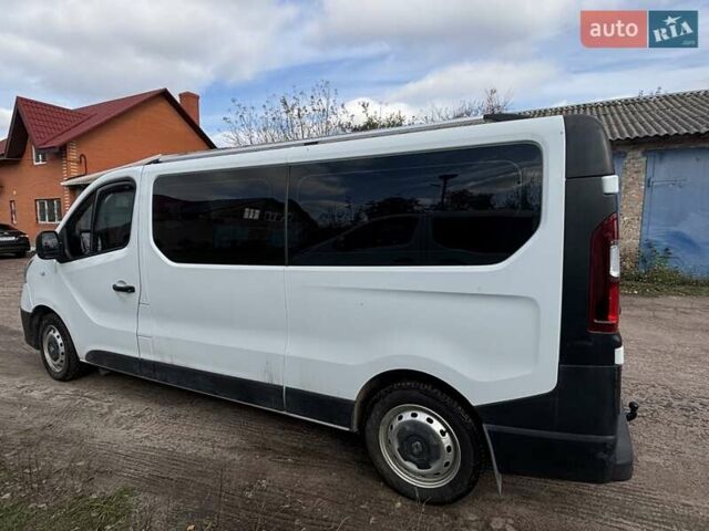 Білий Рено Трафік, об'ємом двигуна 1.6 л та пробігом 195 тис. км за 21300 $, фото 3 на Automoto.ua