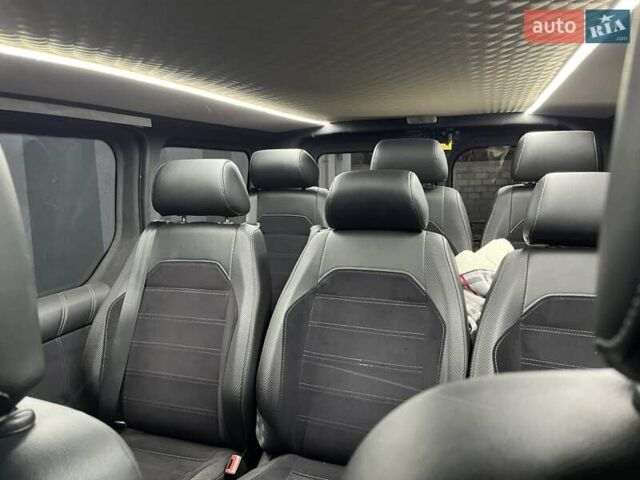 Белый Рено Трафик, объемом двигателя 1.6 л и пробегом 195 тыс. км за 18500 $, фото 1 на Automoto.ua