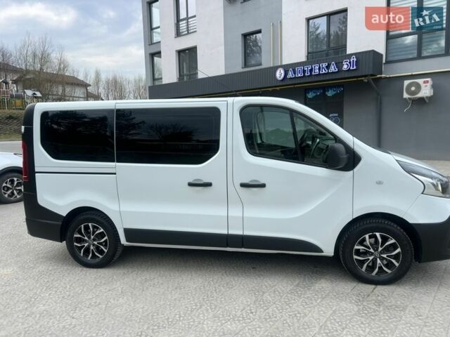 Білий Рено Трафік, об'ємом двигуна 1.6 л та пробігом 72 тис. км за 19500 $, фото 2 на Automoto.ua