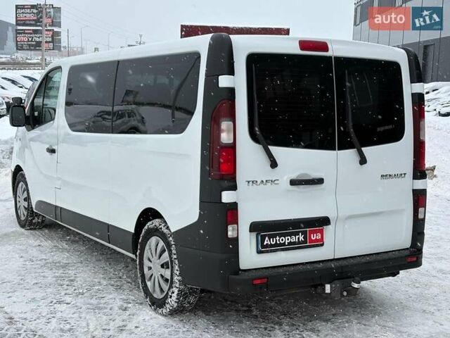 Белый Рено Трафик, объемом двигателя 1.6 л и пробегом 151 тыс. км за 17990 $, фото 8 на Automoto.ua