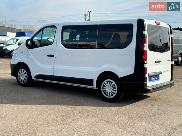 Білий Рено Трафік, об'ємом двигуна 1.6 л та пробігом 210 тис. км за 17500 $, фото 4 на Automoto.ua