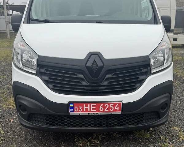 Білий Рено Трафік, об'ємом двигуна 1.6 л та пробігом 227 тис. км за 14000 $, фото 26 на Automoto.ua