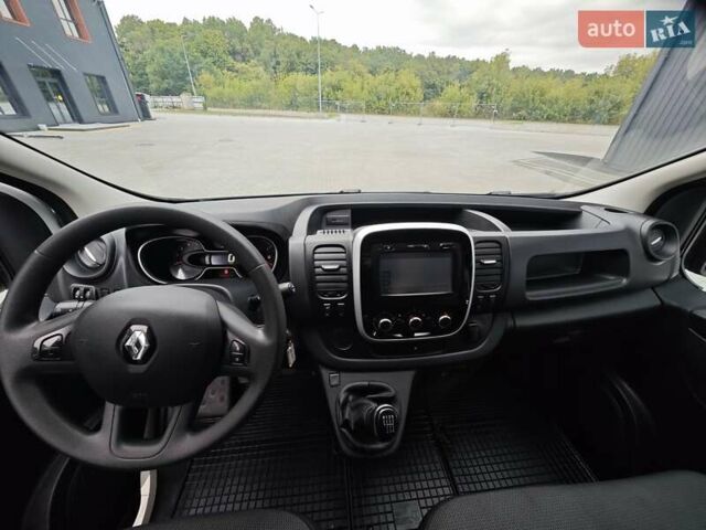 Білий Рено Трафік, об'ємом двигуна 2 л та пробігом 173 тис. км за 16100 $, фото 66 на Automoto.ua