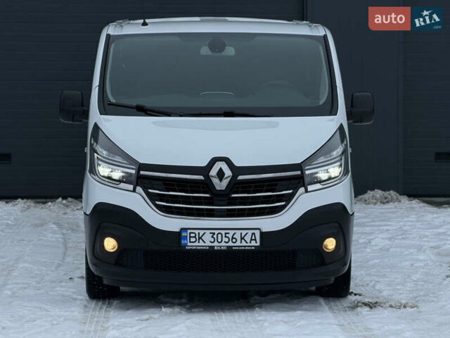 Білий Рено Трафік, об'ємом двигуна 2 л та пробігом 175 тис. км за 19700 $, фото 3 на Automoto.ua