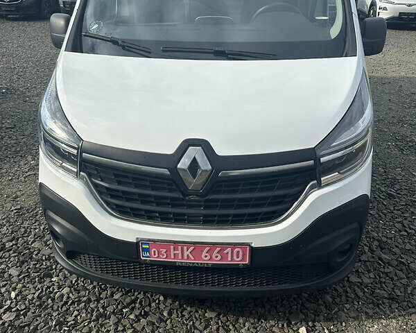 Білий Рено Трафік, об'ємом двигуна 2 л та пробігом 149 тис. км за 19000 $, фото 2 на Automoto.ua