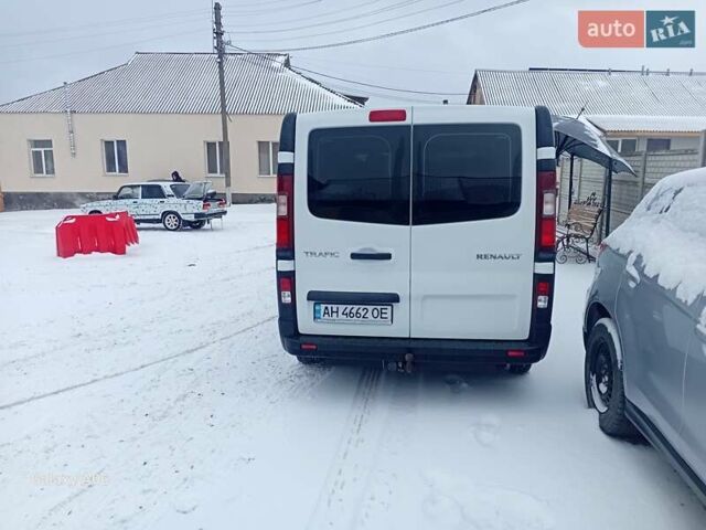 Білий Рено Трафік, об'ємом двигуна 1.6 л та пробігом 250 тис. км за 18300 $, фото 2 на Automoto.ua