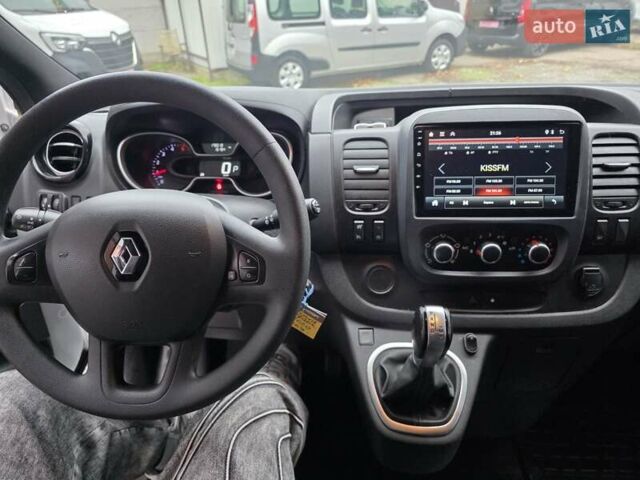 Белый Рено Трафик, объемом двигателя 2 л и пробегом 177 тыс. км за 24500 $, фото 52 на Automoto.ua