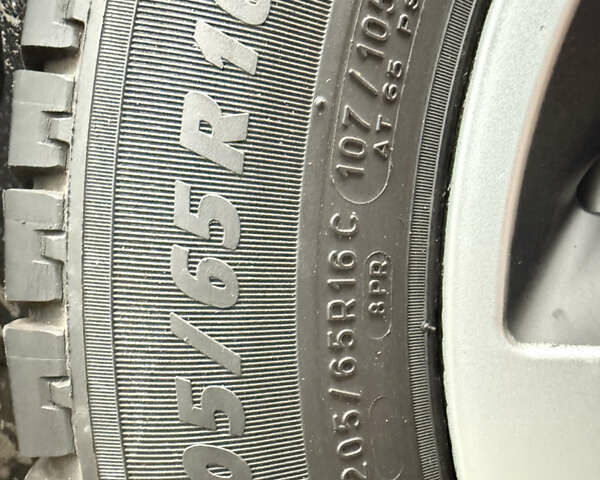 Белый Рено Трафик, объемом двигателя 2 л и пробегом 242 тыс. км за 17500 $, фото 51 на Automoto.ua