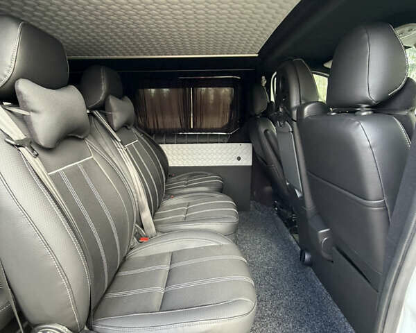 Белый Рено Трафик, объемом двигателя 2 л и пробегом 261 тыс. км за 22000 $, фото 34 на Automoto.ua