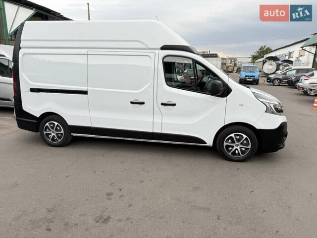 Белый Рено Трафик, объемом двигателя 2 л и пробегом 242 тыс. км за 17500 $, фото 7 на Automoto.ua