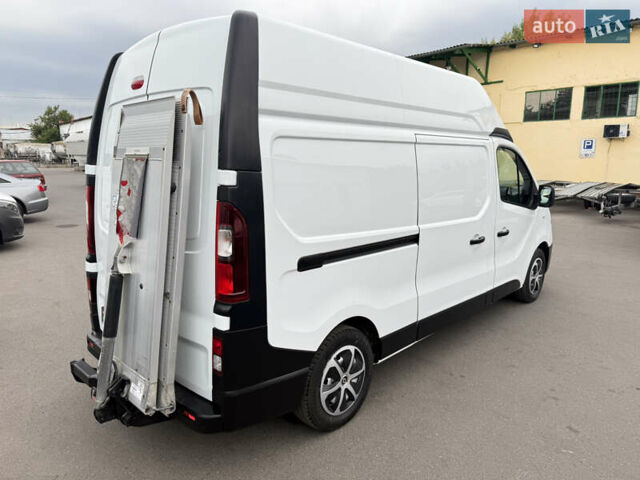 Белый Рено Трафик, объемом двигателя 2 л и пробегом 242 тыс. км за 17500 $, фото 8 на Automoto.ua