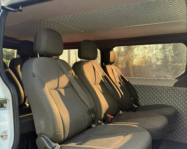 Білий Рено Трафік, об'ємом двигуна 2 л та пробігом 120 тис. км за 19400 $, фото 49 на Automoto.ua