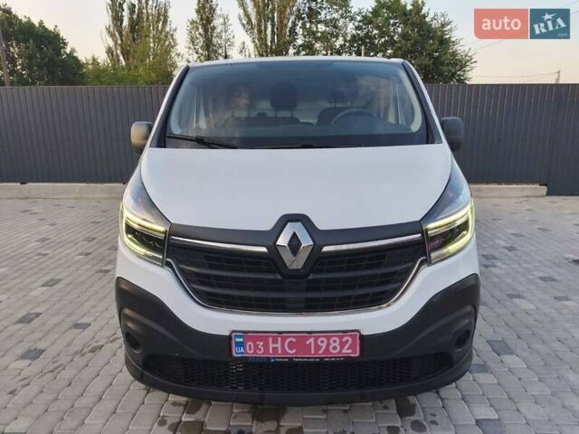 Белый Рено Трафик, объемом двигателя 2 л и пробегом 117 тыс. км за 16900 $, фото 9 на Automoto.ua
