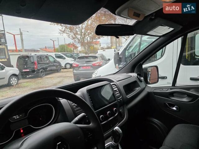 Белый Рено Трафик, объемом двигателя 2 л и пробегом 177 тыс. км за 24500 $, фото 50 на Automoto.ua