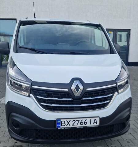 Білий Рено Трафік, об'ємом двигуна 2 л та пробігом 240 тис. км за 20999 $, фото 9 на Automoto.ua