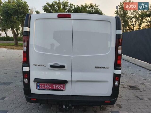 Белый Рено Трафик, объемом двигателя 2 л и пробегом 117 тыс. км за 16900 $, фото 10 на Automoto.ua