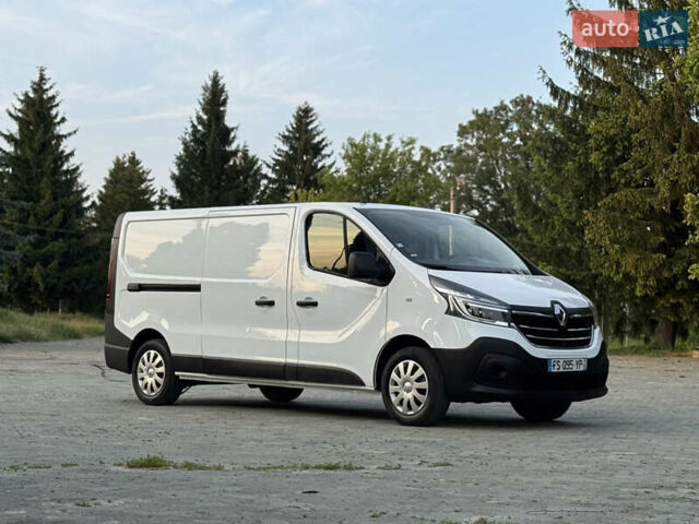 Білий Рено Трафік, об'ємом двигуна 2 л та пробігом 149 тис. км за 18300 $, фото 11 на Automoto.ua