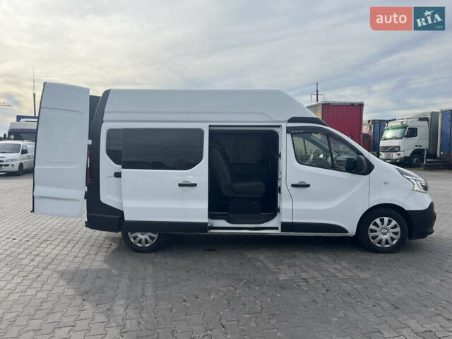 Білий Рено Трафік, об'ємом двигуна 2 л та пробігом 203 тис. км за 28000 $, фото 7 на Automoto.ua