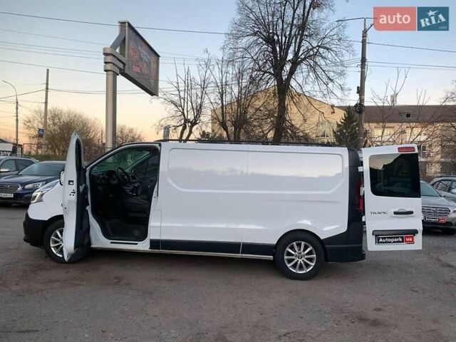 Белый Рено Трафик, объемом двигателя 2 л и пробегом 207 тыс. км за 18790 $, фото 16 на Automoto.ua