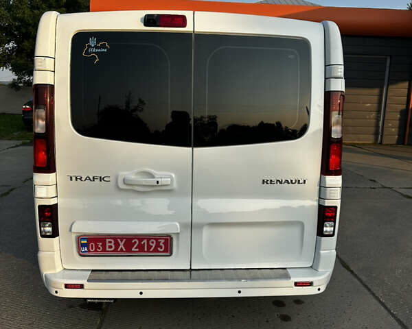 Білий Рено Трафік, об'ємом двигуна 2 л та пробігом 230 тис. км за 25500 $, фото 18 на Automoto.ua