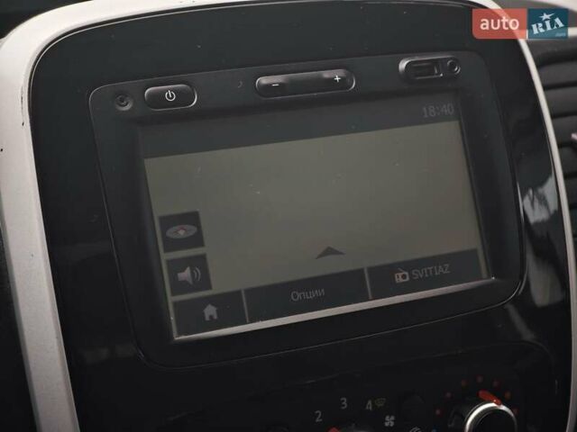 Білий Рено Трафік, об'ємом двигуна 2 л та пробігом 173 тис. км за 16100 $, фото 72 на Automoto.ua