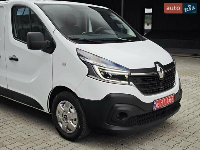 Білий Рено Трафік, об'ємом двигуна 2 л та пробігом 173 тис. км за 16100 $, фото 14 на Automoto.ua
