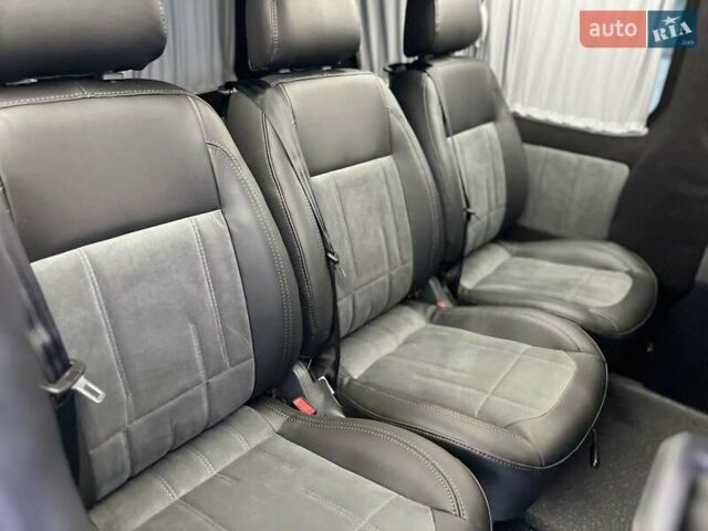 Білий Рено Трафік, об'ємом двигуна 2 л та пробігом 97 тис. км за 26500 $, фото 25 на Automoto.ua