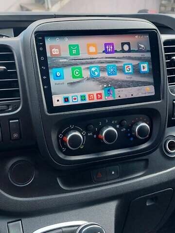 Белый Рено Трафик, объемом двигателя 2 л и пробегом 90 тыс. км за 26800 $, фото 24 на Automoto.ua