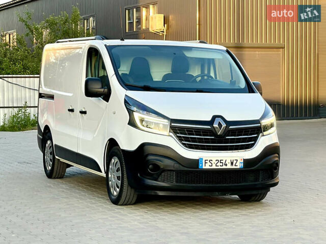 Білий Рено Трафік, об'ємом двигуна 2 л та пробігом 160 тис. км за 17200 $, фото 2 на Automoto.ua